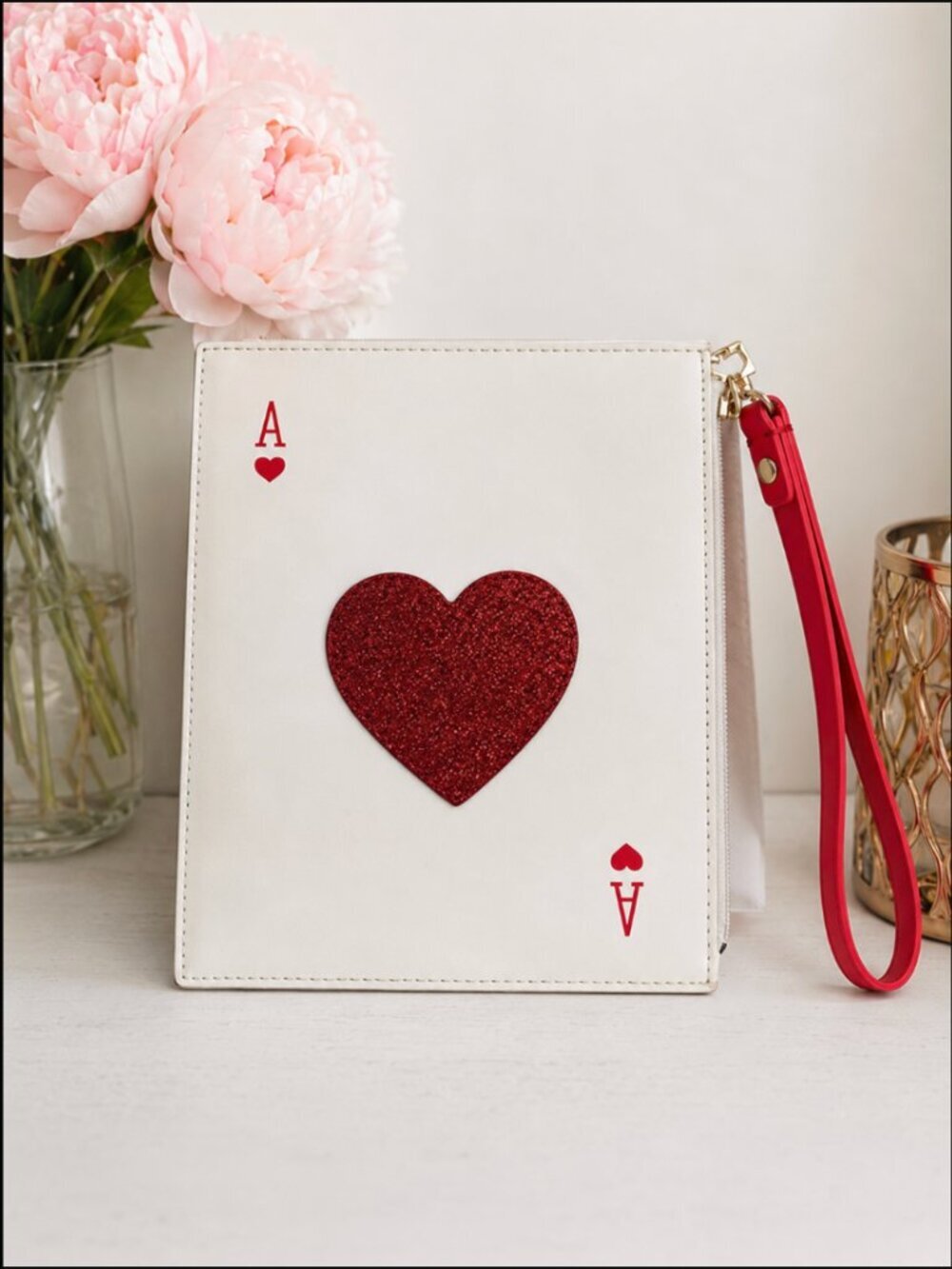Kate Spade Ace of Hearts Wristlet Clutch White Red Glitter Card Zip Pouch Novelt